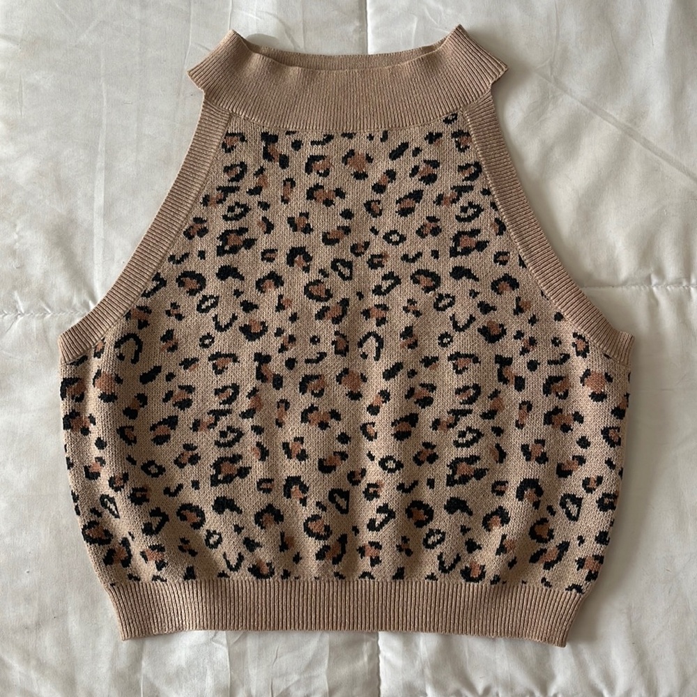 Kittenish sweater tank